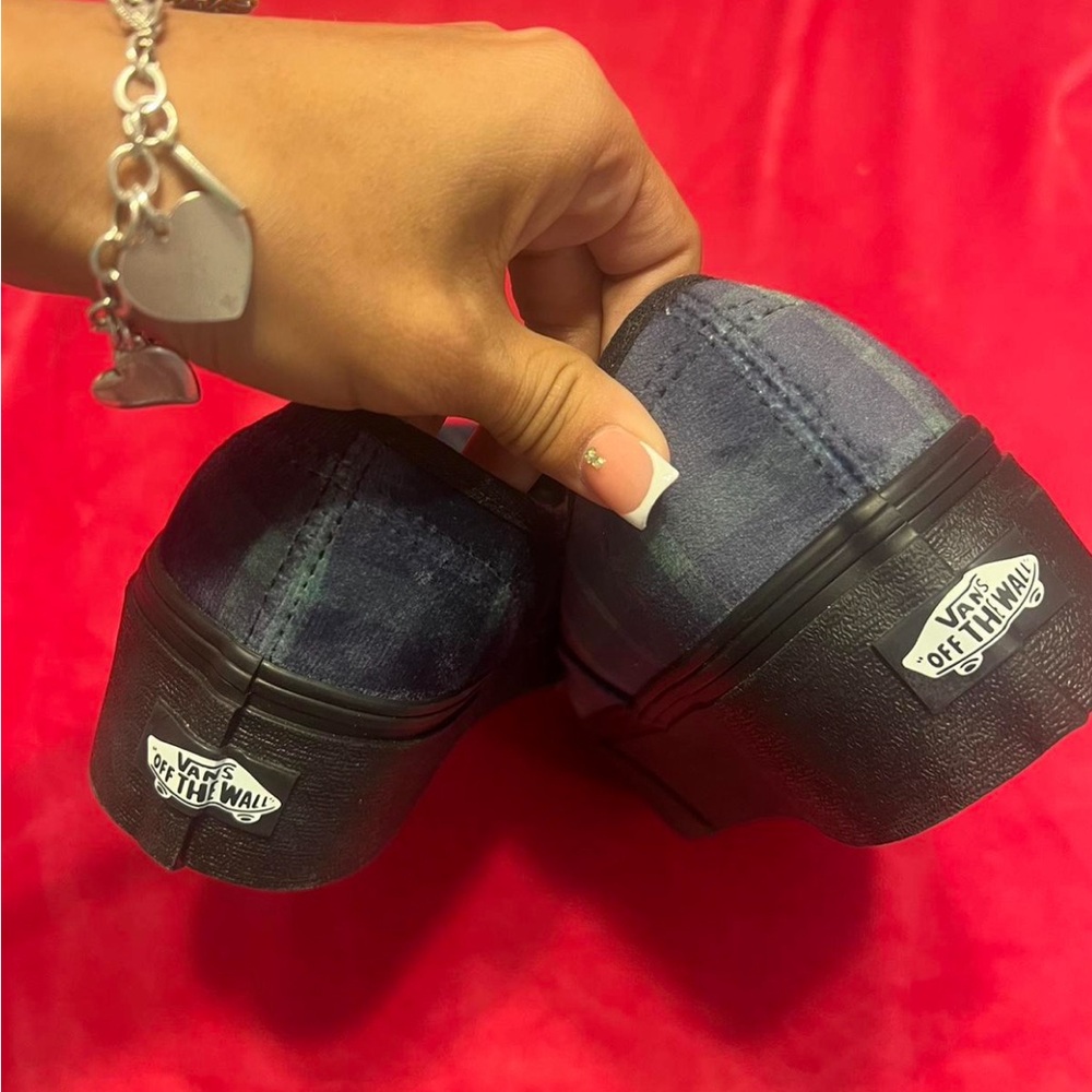 Plaid platform alt/grunge vans